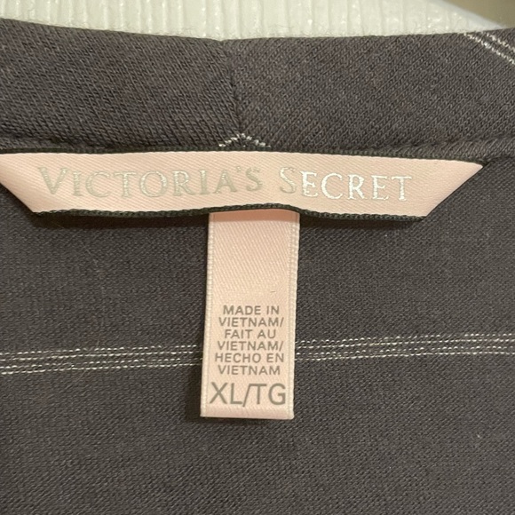 Victoria’s Secret sleep romper - Picture 9 of 12